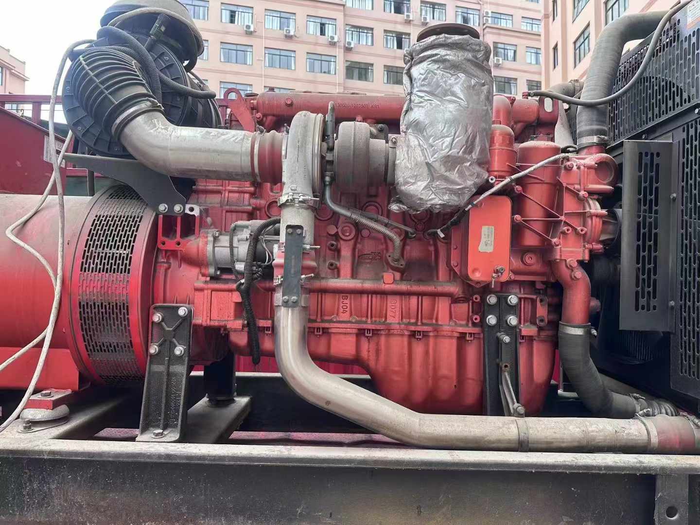 雨花如何选择适合 600kW 柴油发电机组的过载保护器？